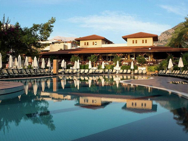 Crystal Aura Beach Resort & Spa