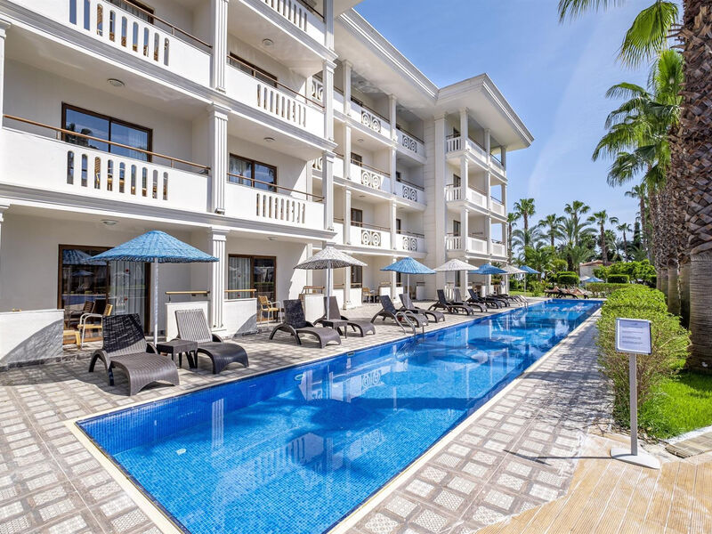 Crystal Aura Beach Resort & Spa