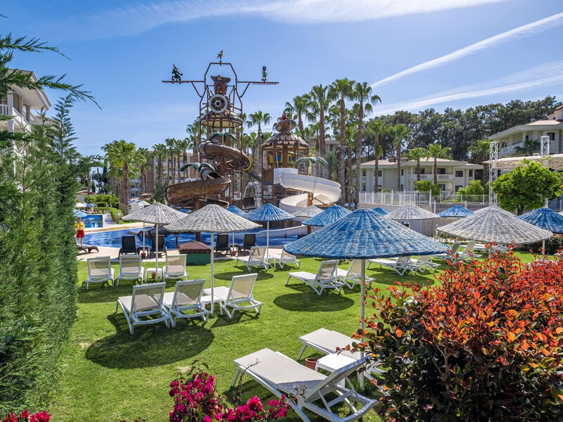 Crystal Aura Beach Resort & Spa