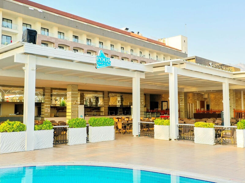 Crystal Aura Beach Resort