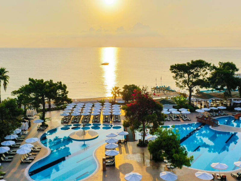 Crystal Aura Beach Resort