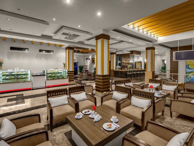 Crystal Aura Beach Resort & Spa