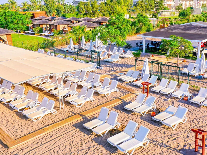 Crystal Club World Of Colours