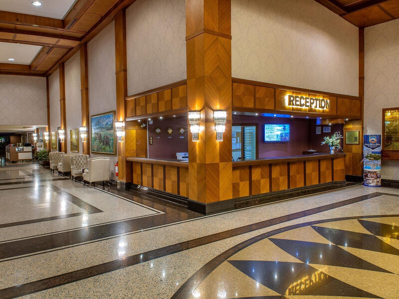 Crystal De Luxe Resort & Spa