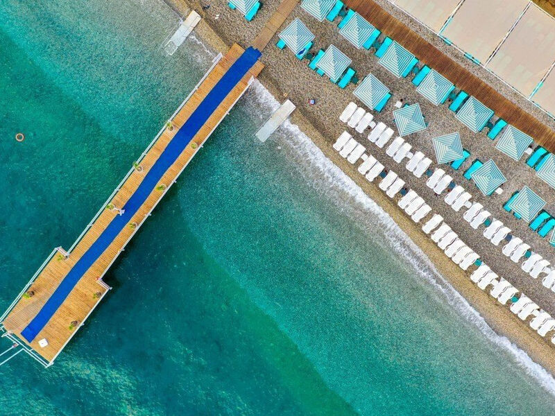 Crystal De Luxe Resort & Spa