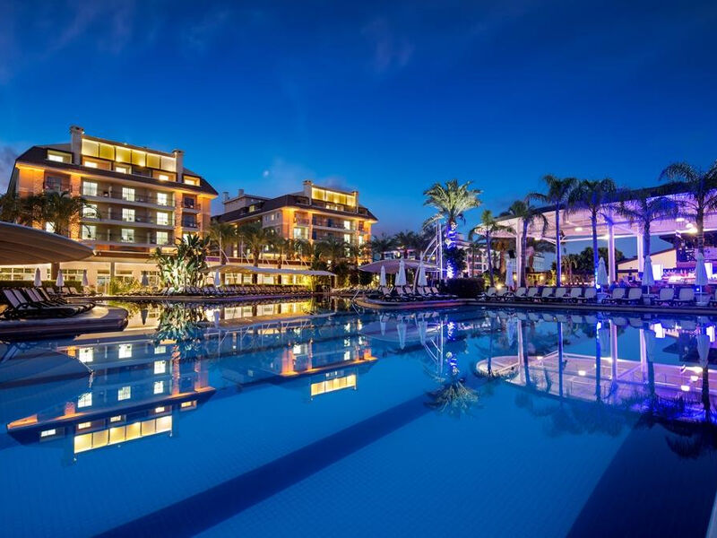 Crystal Family Resort
