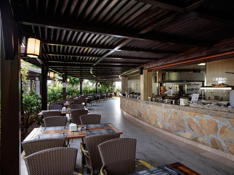 Crystal Family Resort