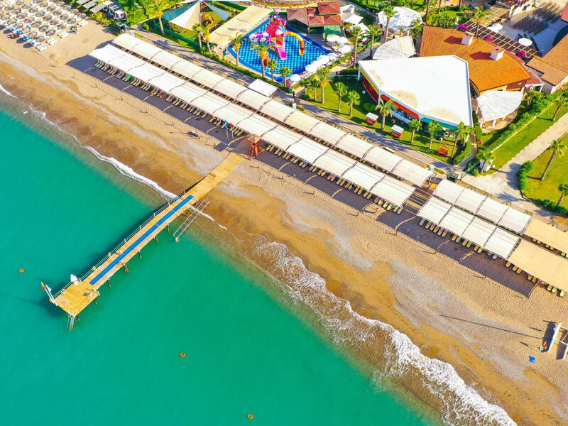 Crystal Family Resort & Spa