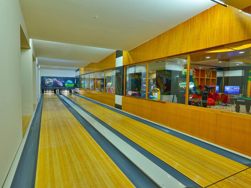 Crystal Family Resort & Spa