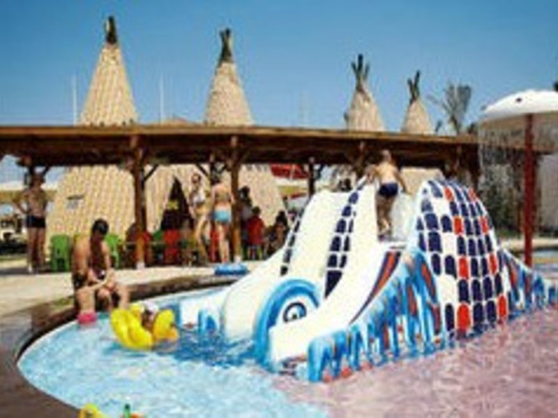 Crystal Family Resort