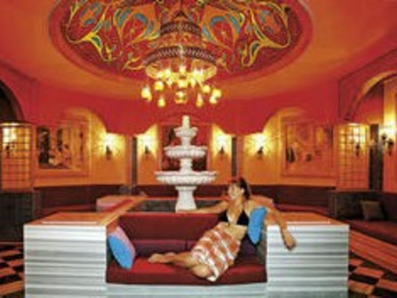 Crystal Family Resort