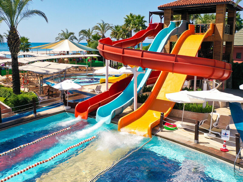 Crystal Family Resort & Spa