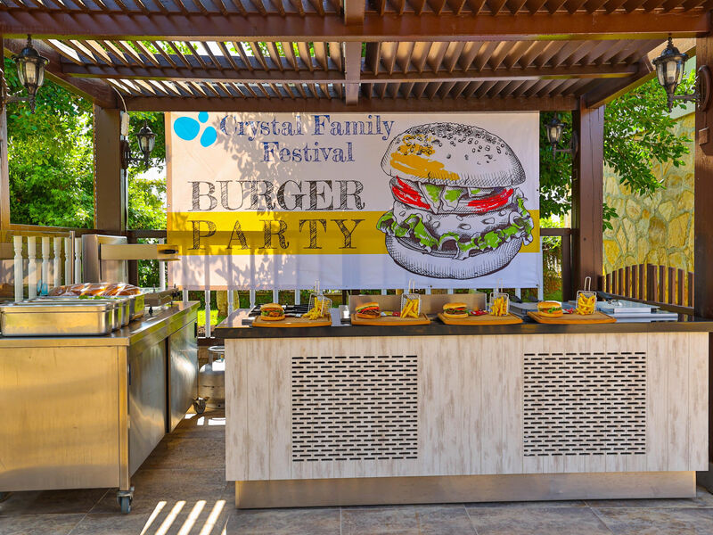 Crystal Family Resort & Spa