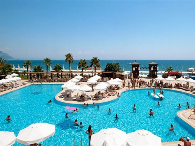 Crystal Flora Beach Resort
