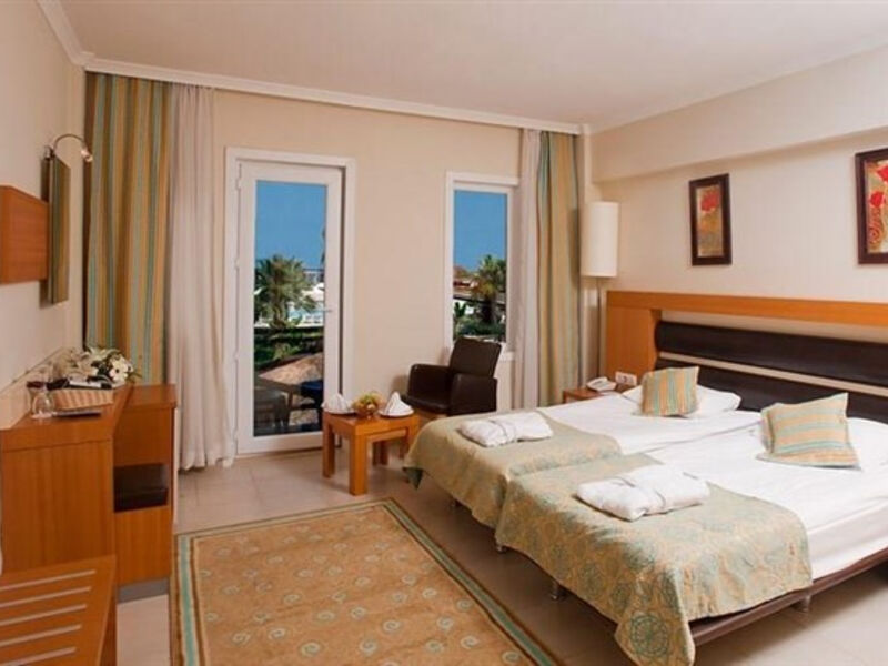 Crystal Flora Beach Resort