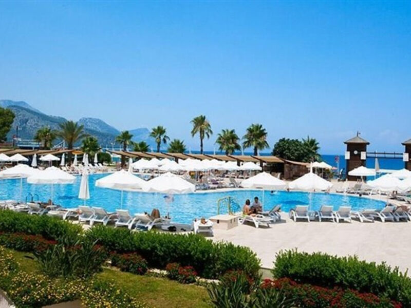 Crystal Flora Beach Resort