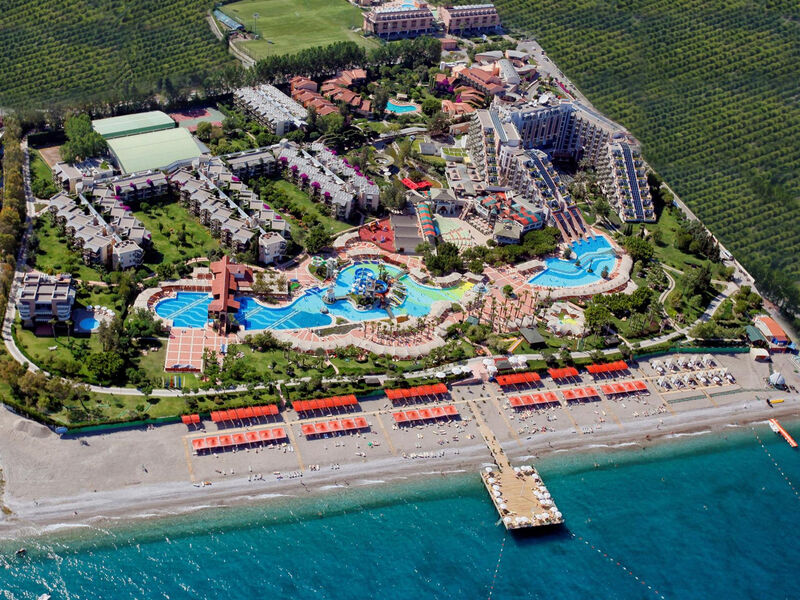 Crystal Flora Beach Resort