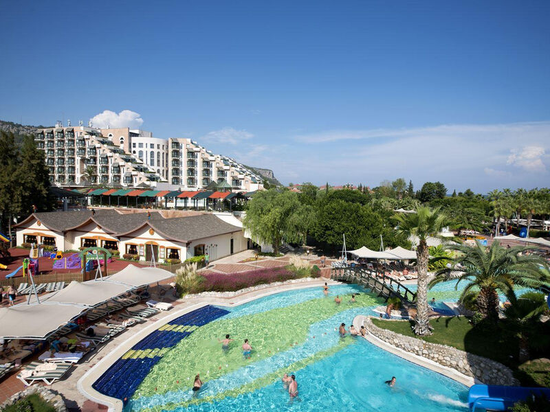 Crystal Flora Beach Resort