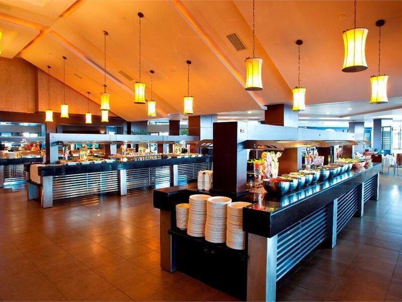 Crystal Palace Luxury Resort And Spa