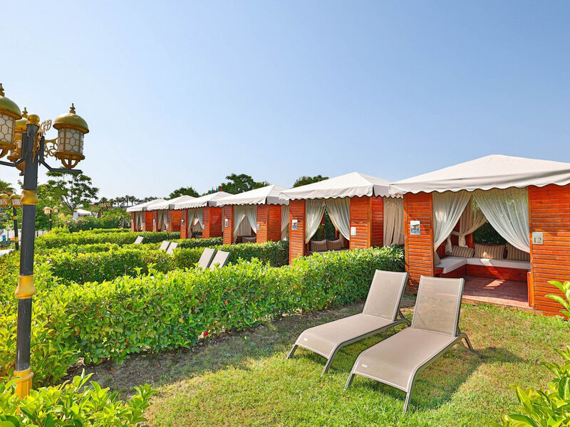 Crystal Palace Luxury Resort & Spa