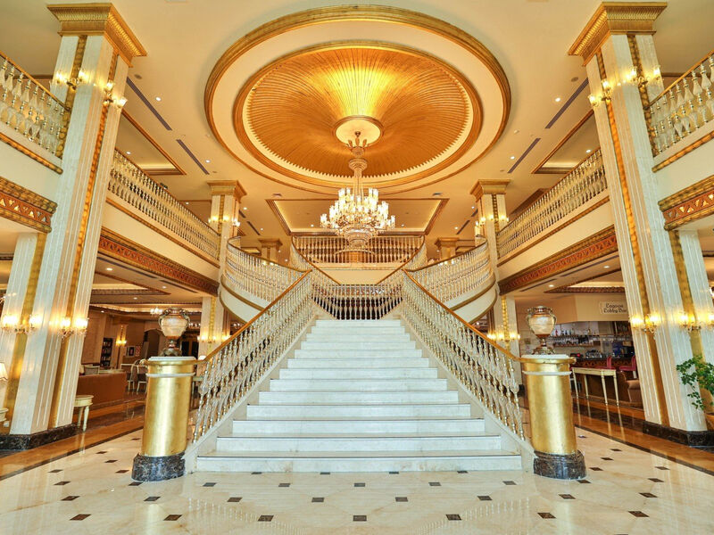 Crystal Palace Luxury Resort & Spa