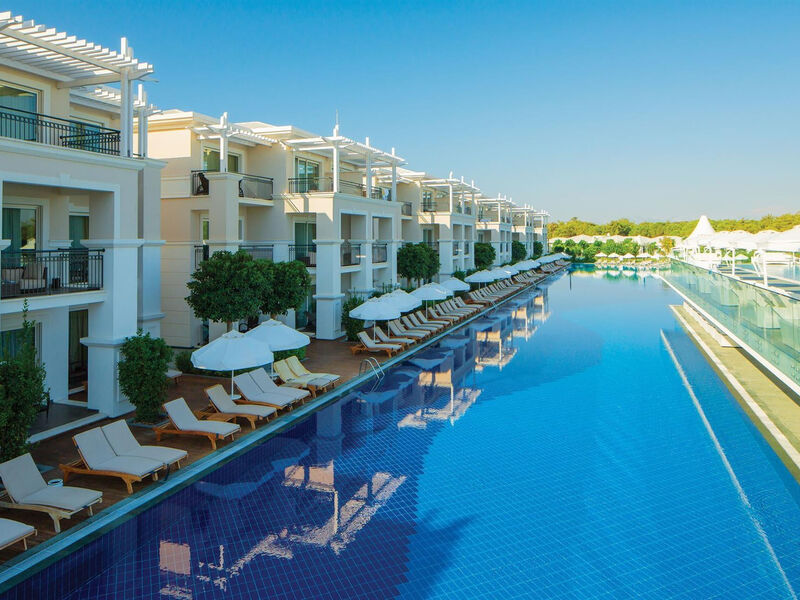 Crystal Tat Beach Golf Resort & Spa