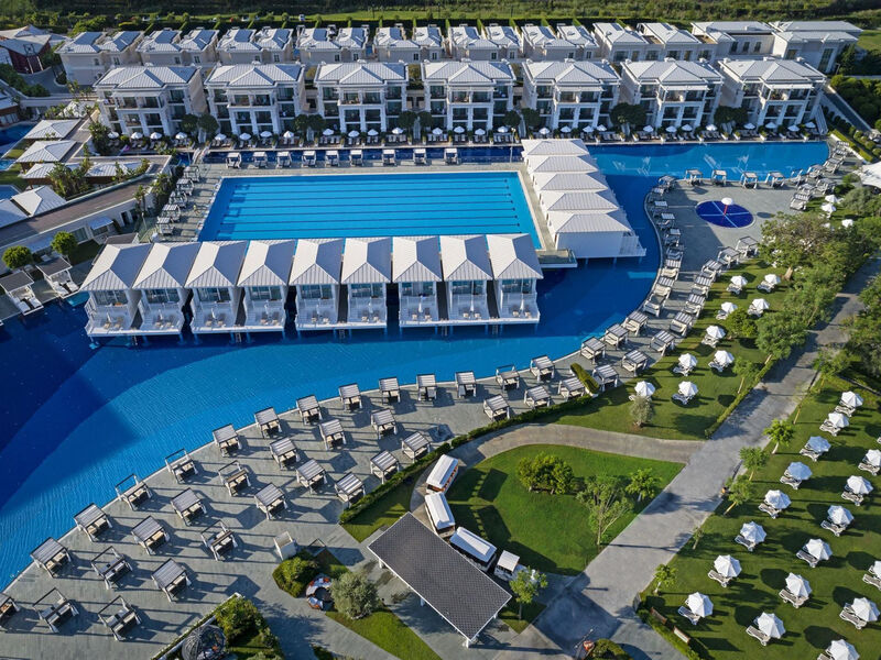 Crystal Tat Beach Golf Resort & Spa