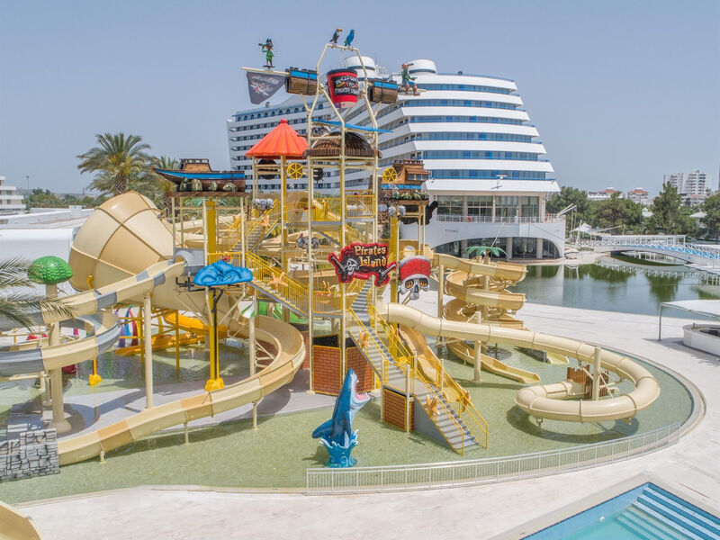 Crystal Water World