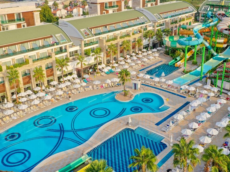 Crystal Waterworld Resort & Spa