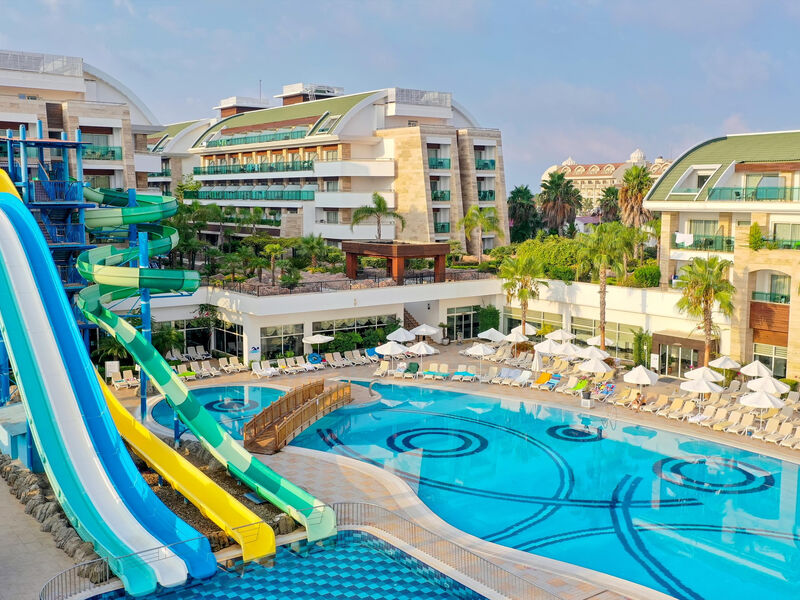 Crystal Waterworld Resort & Spa