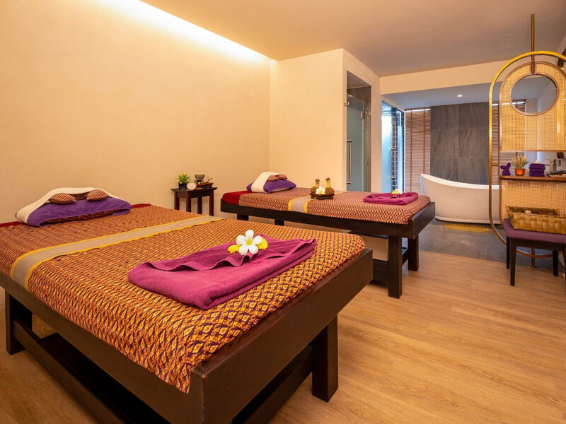 Deevana Plaza Phuket Patong
