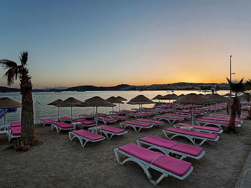 Del Mare Botique