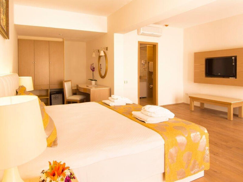 Ladonia Hotel Del Mare
