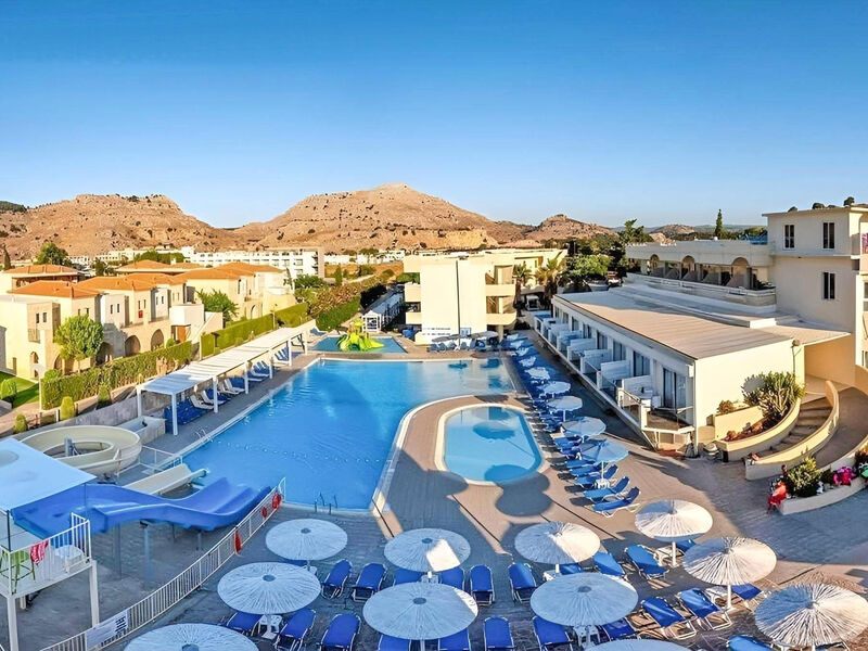 Delfinia Resort