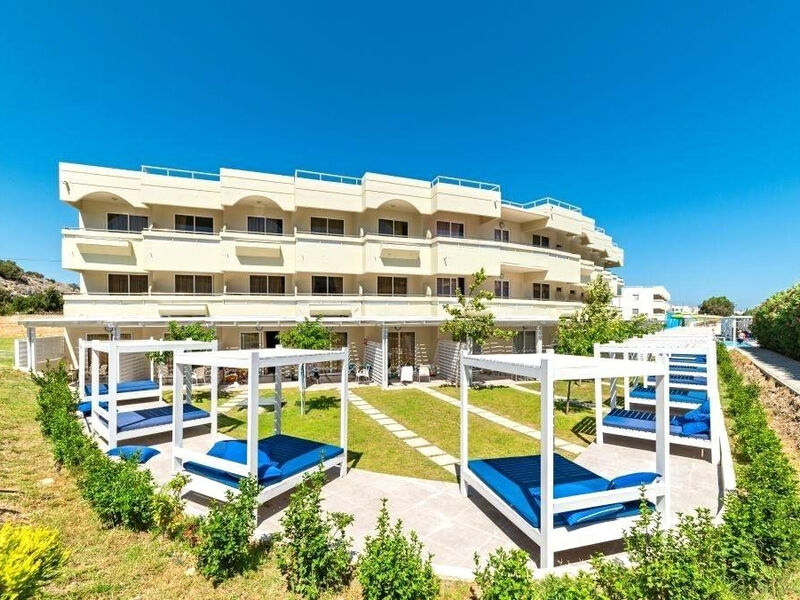Delfinia Resort