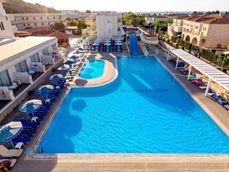 Delfinia Resort