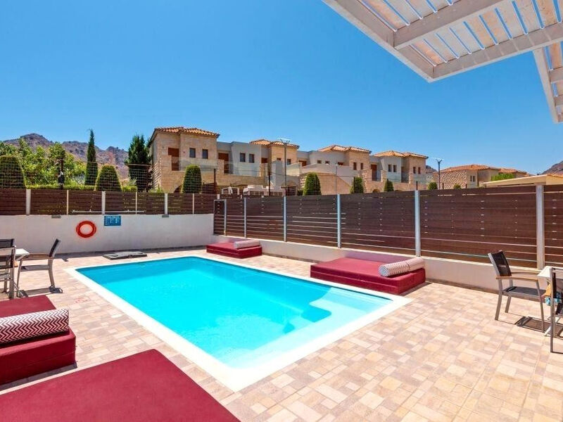 Delfinia Resort