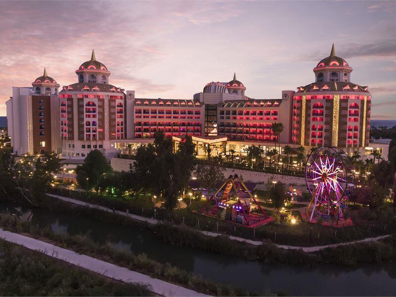 Delphin Be Grand Resort