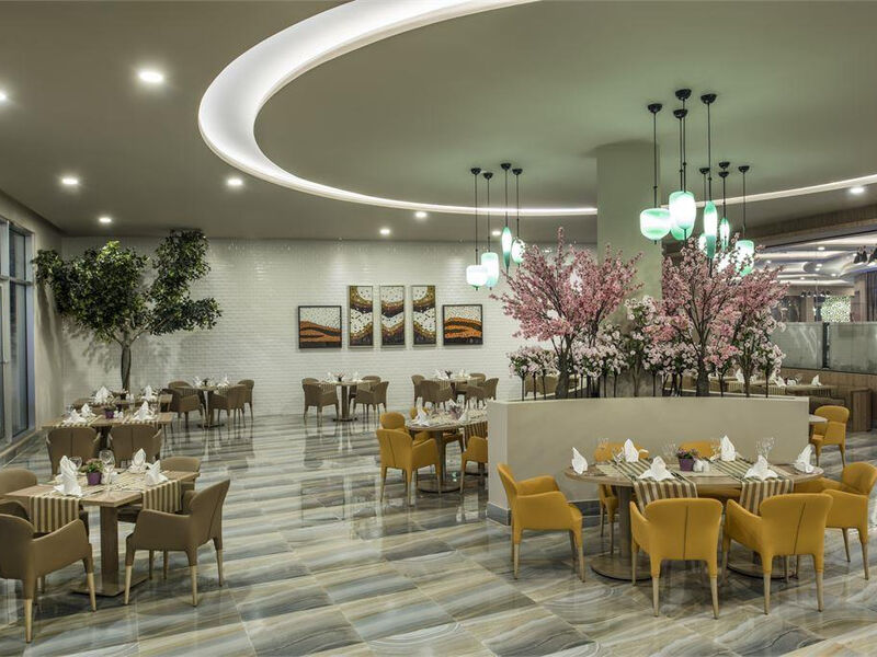 Delphin Be Grand Resort