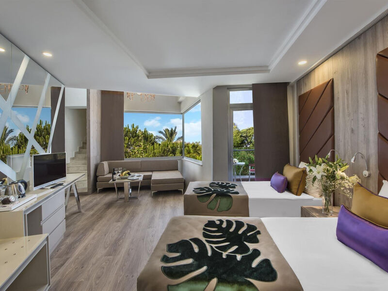 Delphin Be Grand Resort