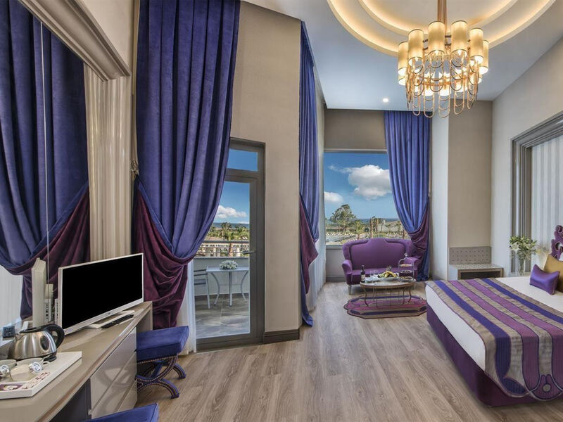 Delphin Be Grand Resort