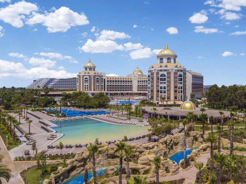 Delphin Be Grand Resort