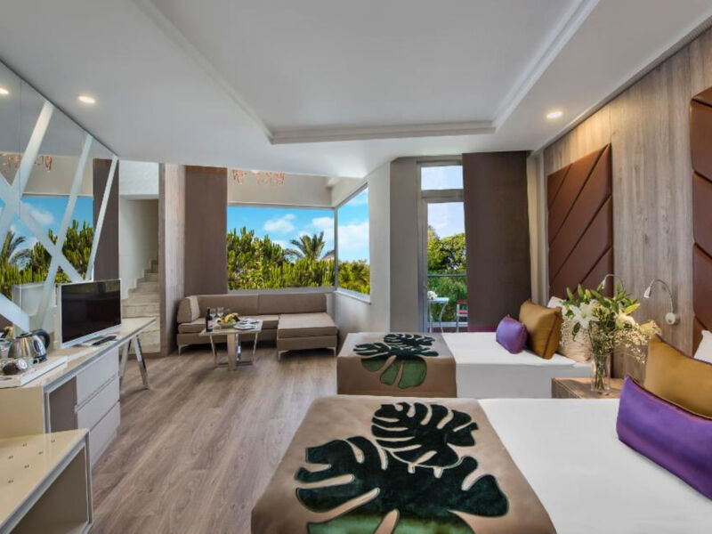 Delphin Be Grand Resort