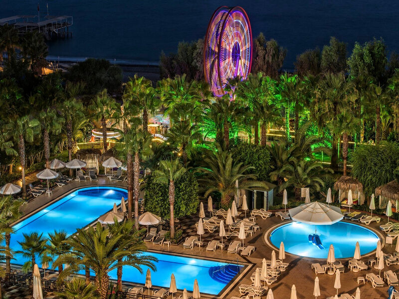 Delphin Deluxe Resort