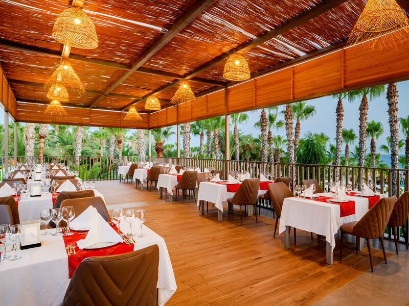 Delphin Deluxe Resort