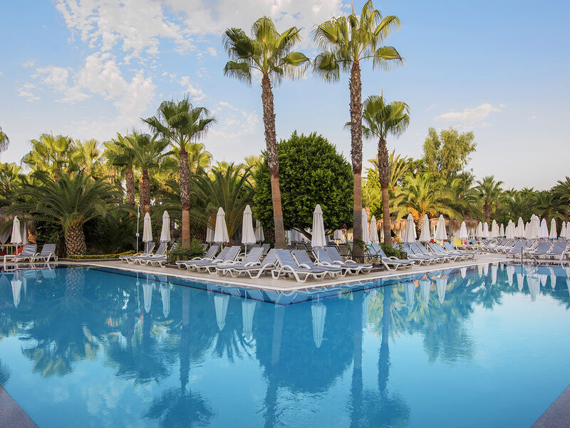 Delphin Deluxe Resort