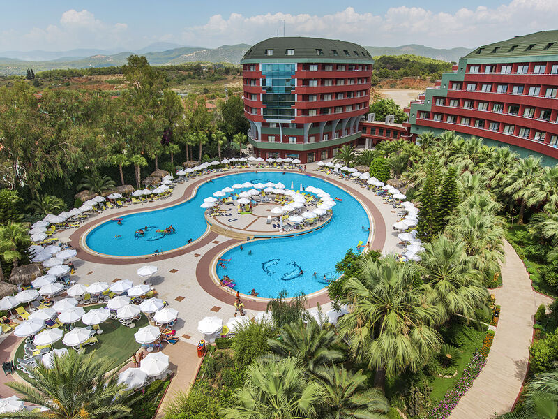 Delphin Deluxe Resort