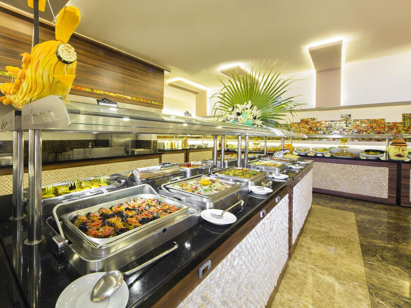Delphin Imperial Lara