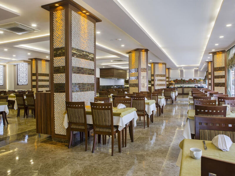 Delphin Imperial Lara