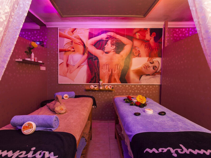 Delphin Imperial Lara